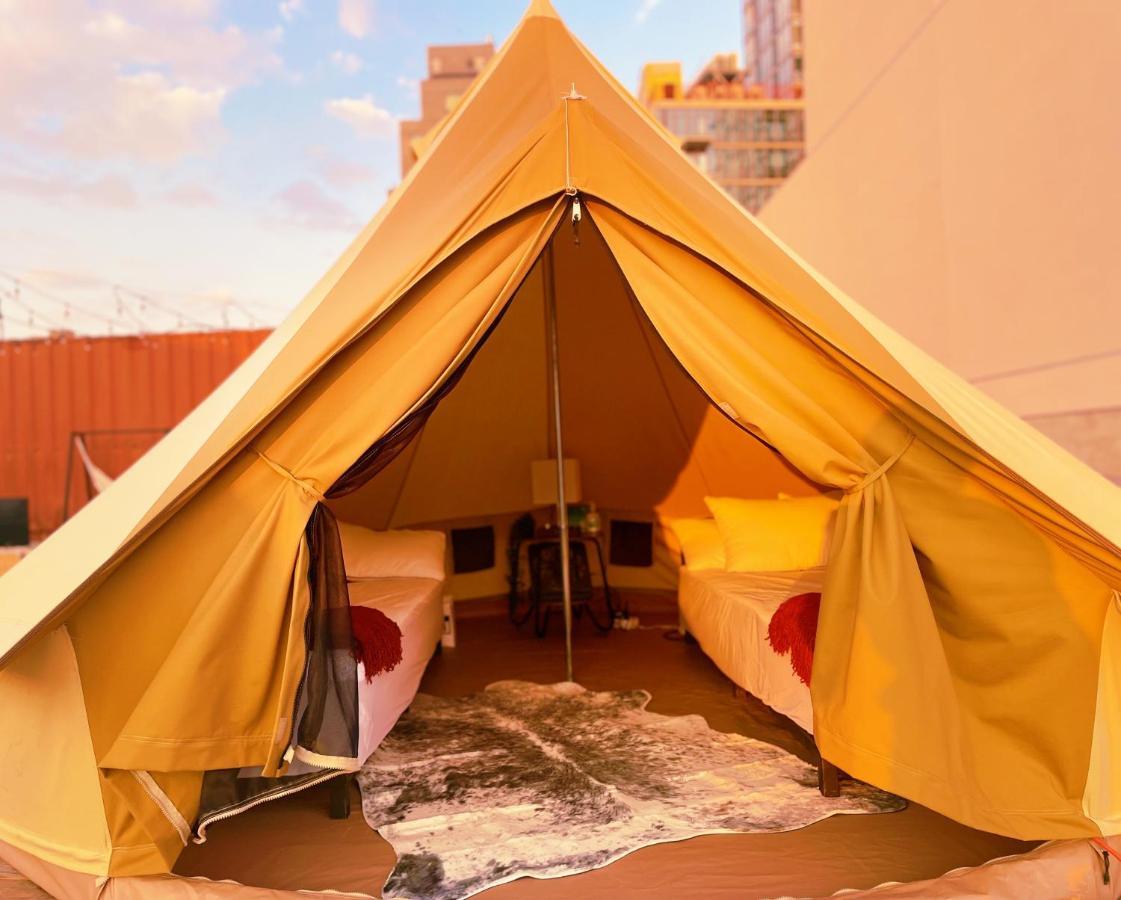 Nyc Glamping Ню Йорк Екстериор снимка